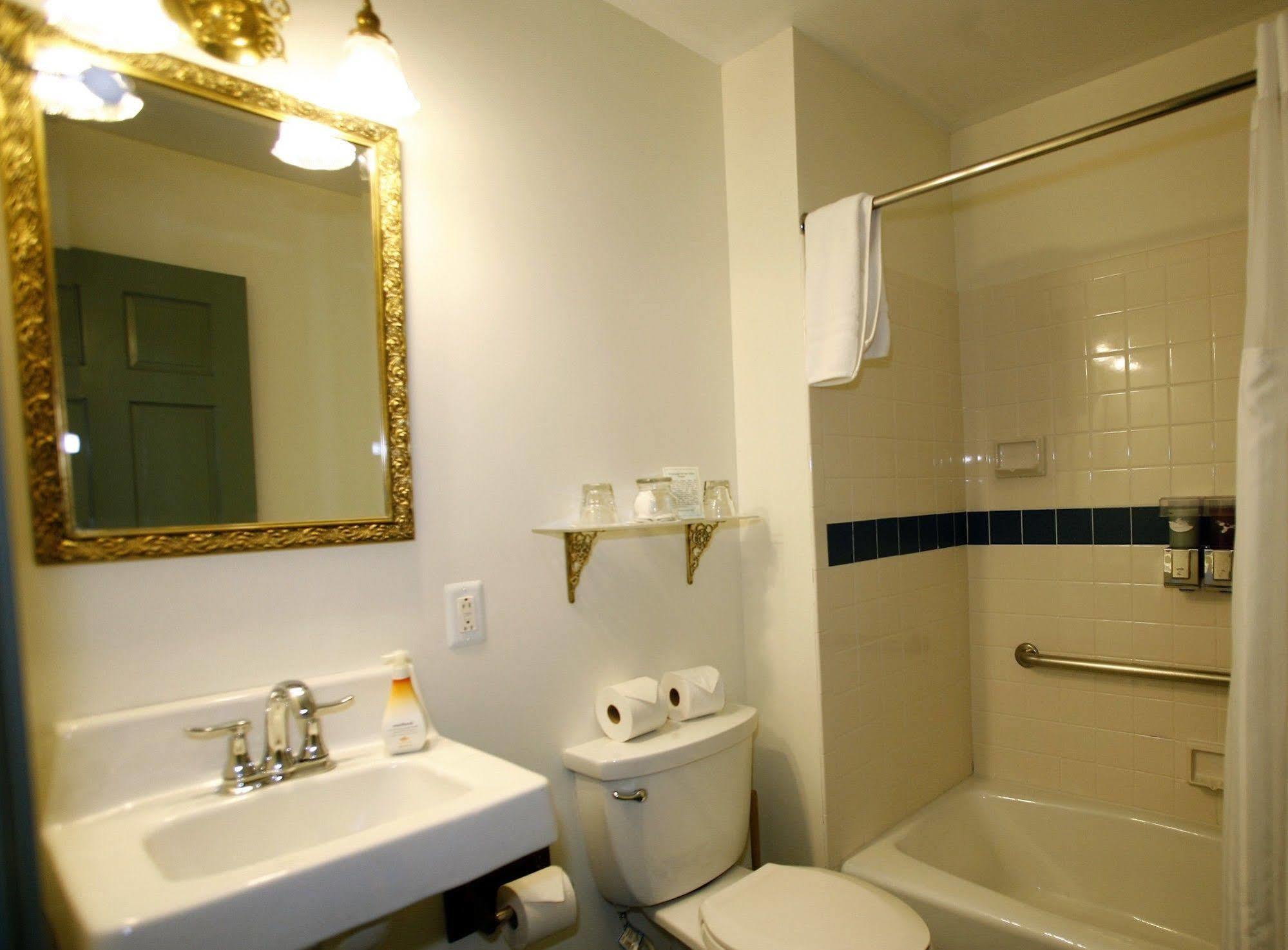 Parsonage Inn Bed And Breakfast Saint Michaels Ngoại thất bức ảnh